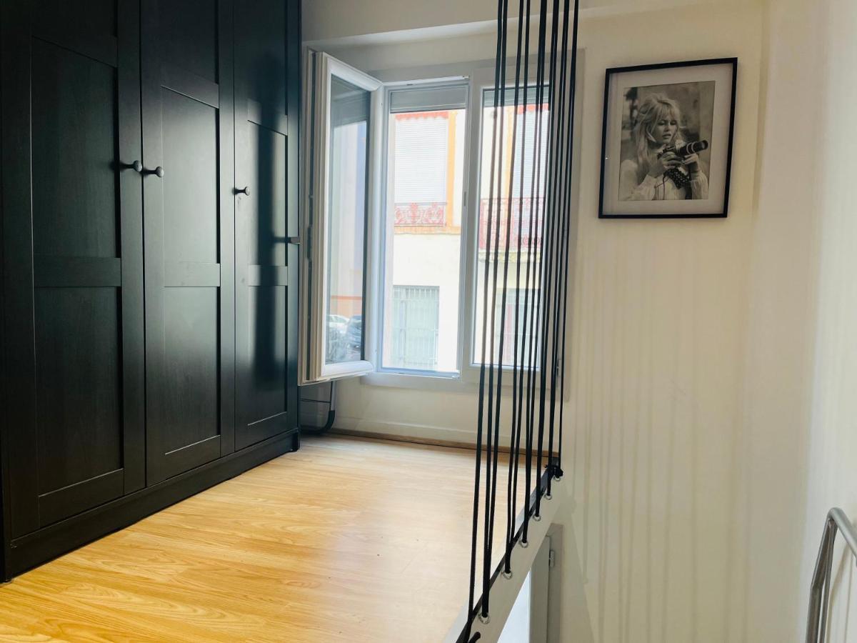 Suite Adamas Lyon Exterior photo